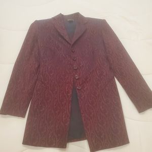 Ladies suit 2 pieces.